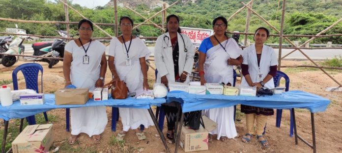 Health camp set up at Sammakka and Sarakka Pushkara Ghat