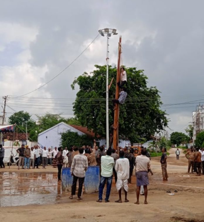 Krishnashtami celebrations with new Utla Gunja in Issapalli