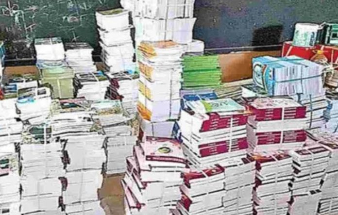 Learning aids distributed to ten students