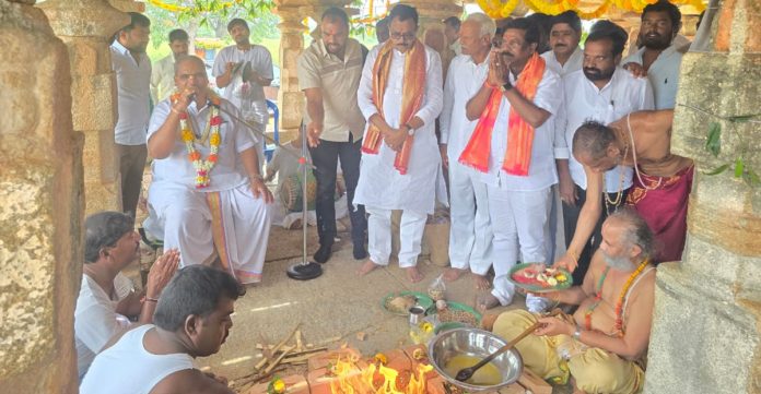 MP MLA visit Eratwanpally Ram Temple-Shivalayam