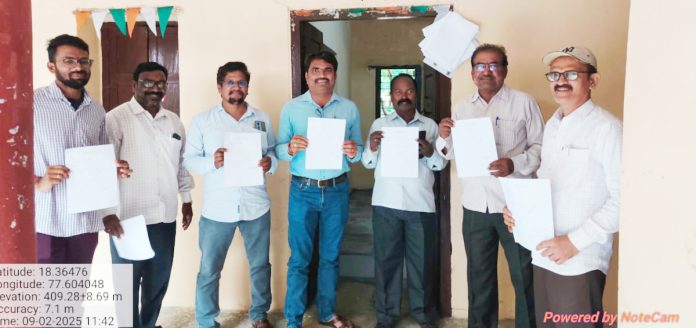 MPDO Srinivas released the voter list