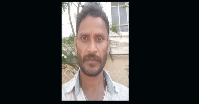 Man commits suicide by hanging