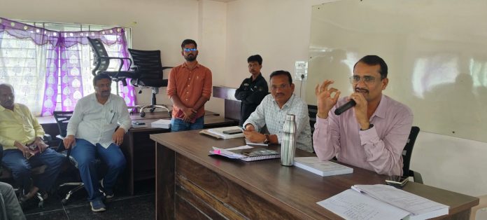 Returning officers should be aware of elections.
