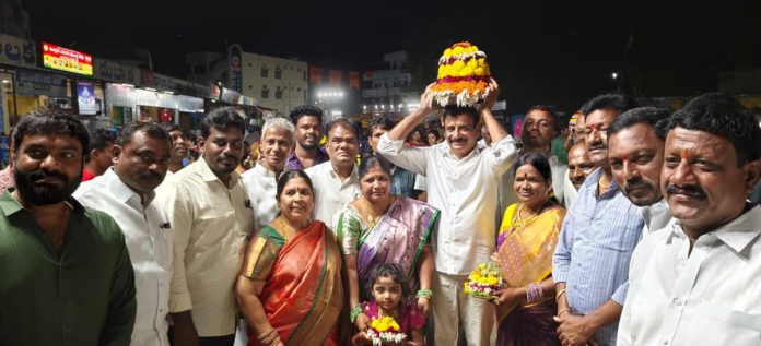 Saddula Bathukamma celebrations in full swing