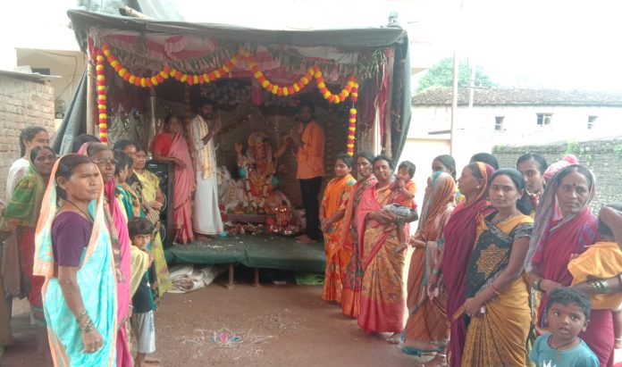 Special pujas for women at Peddathadagur Ganesh Mandali