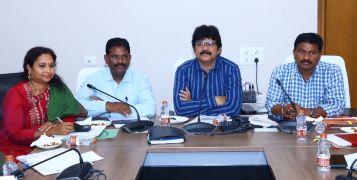 Swast Nari program should be undertaken from September 17 to October 2: Collector