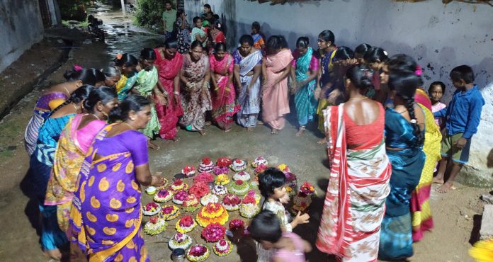 The flower fair begins with the Engili Flower Bathukamma.