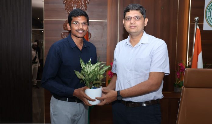 Training Deputy Collector meets District Collector