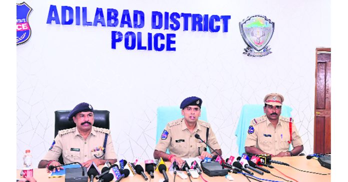 8 people arrested in fake suretyship case