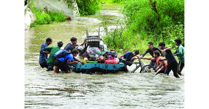 Heavy rains in North India..