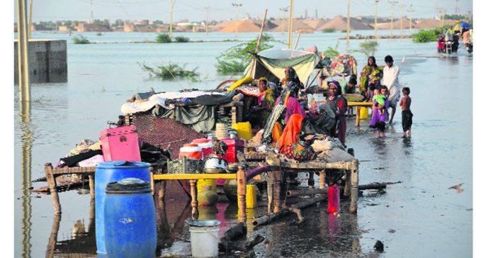 More than a thousand people die in Pakistan floods