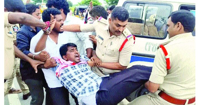 Broken baton used on students in AP