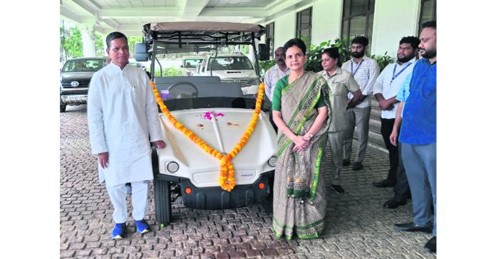 Battery vehicle for CM Prajavani