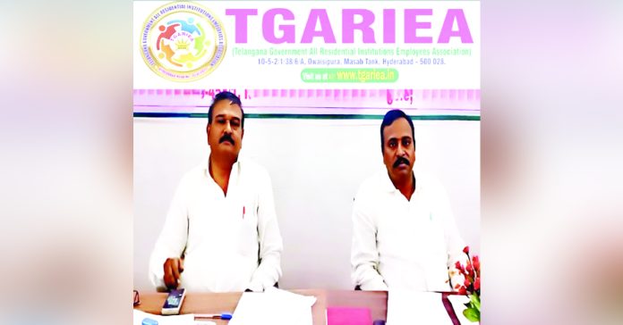 Gurukul teachers' bus trip on the 25th