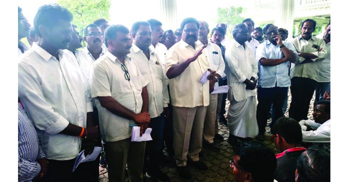 Singareni contract workers' wages should be increased