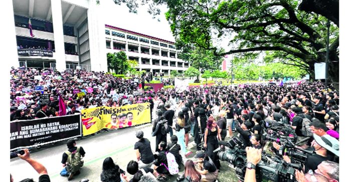 Protests against corruption are justified.