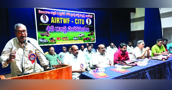 A welfare board should be established for transport workers.