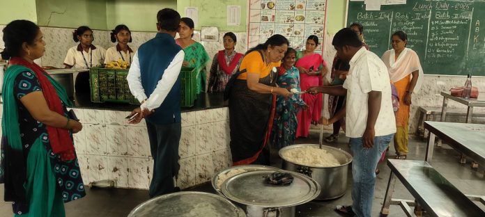 Vigilance Committee visits Gurukul school