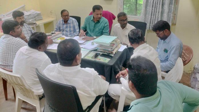 Ward member reservations finalized in the presence of political leaders.