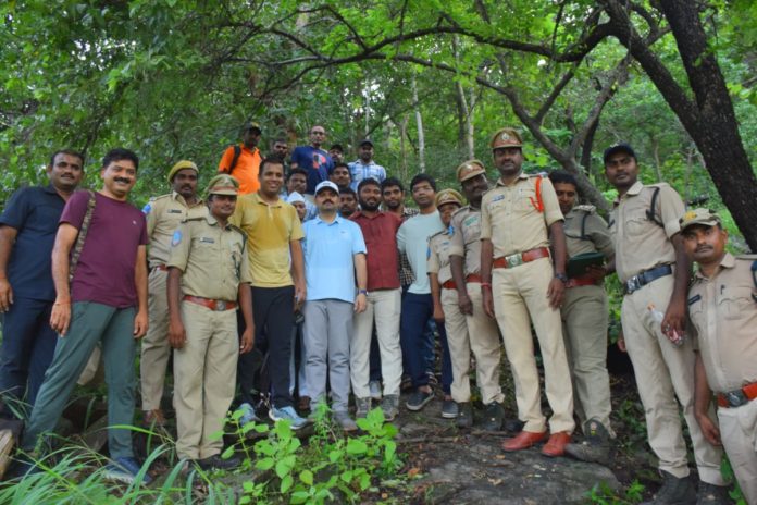 We will develop Pratapagiri Hill as a tourist destination.