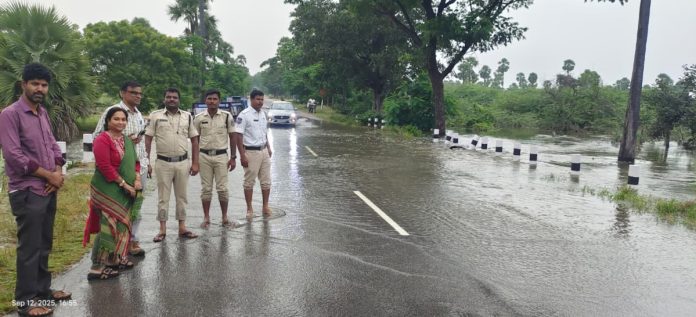 ZP CEOs visit to Nagireddypalli..