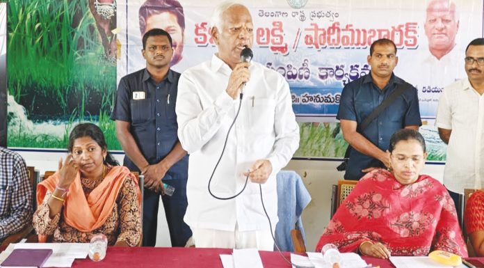 BRS is the one who destroyed the state.