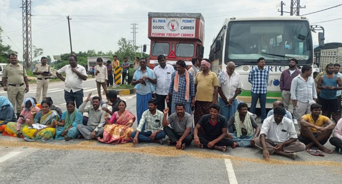 1000534542 Farmers' protest