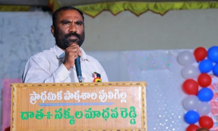 File Ganapathi Reddy File Ganapathi Reddy