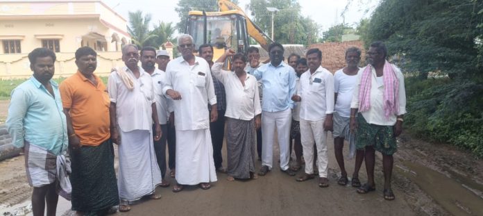 Action should be taken against the contractor who caused road damage. Action should be taken against the contractor who caused road damage.