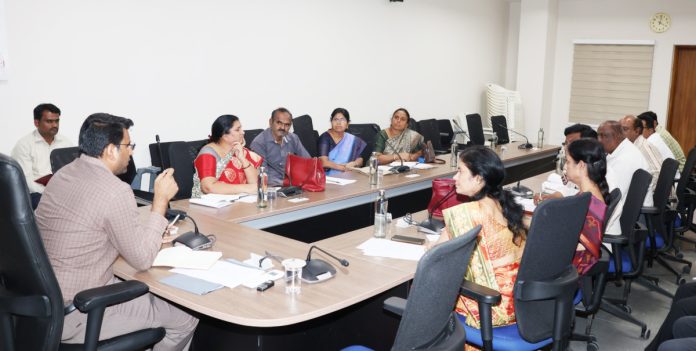 Arrangements for the inauguration of the nursing college should be completed. Arrangements for the inauguration of the nursing college should be completed.