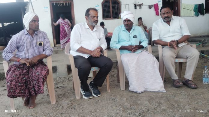 BRS Kiran Komrewar visits the victims family