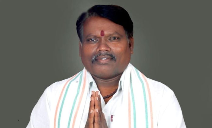 Bhupelli Sridhar resigns from Congress