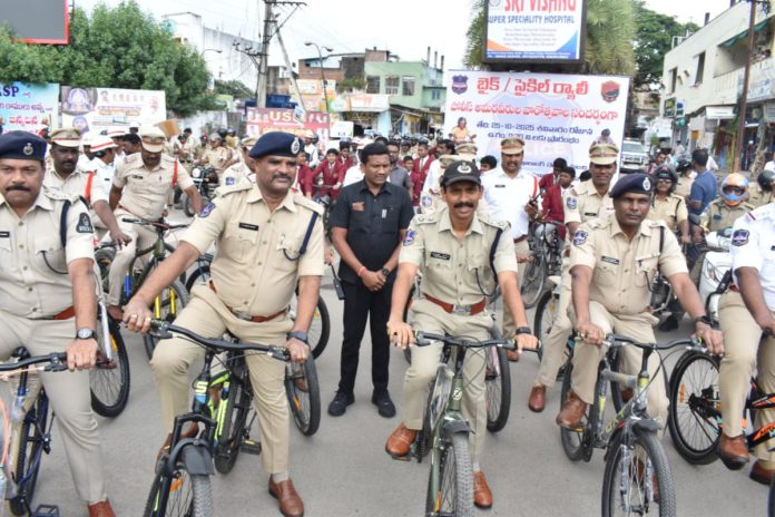 CP Sai Chaitanya organized a bicycle and bike rally CP Sai Chaitanya organized a bicycle and bike rally