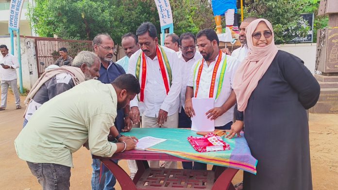 Collection of signatures against vote theft