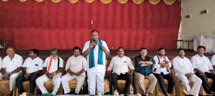 Congress candidates should be made to win with unity.