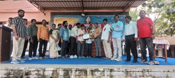 District Education Officer Ramesh Kumar in chess competitions
