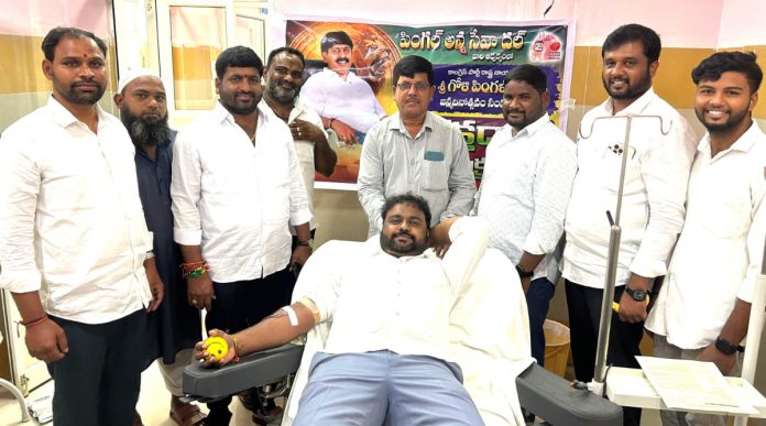 Donating blood is a social responsibility.