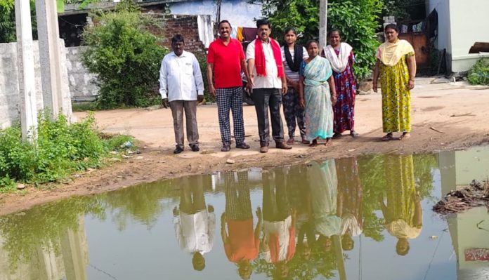 Drainage, roads or problems faced by the people of the colony