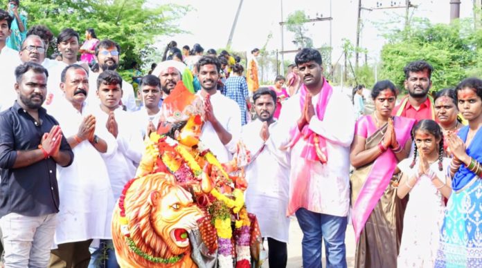 Durgamma Shobha Yatra under the auspices of Indore Volunteer Service Organization