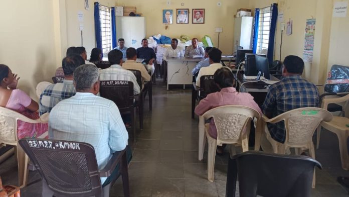 Gram Panchayat issues should be resolved. Gram Panchayat issues should be resolved.
