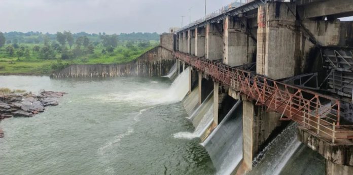 Increased water level for the Kaulas Nala project.. Increased water level for the Kaulas Nala project..