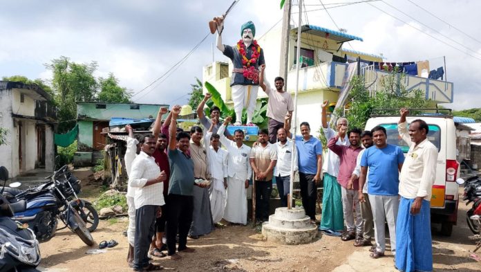 Komuram Bheems death anniversary celebrated in a grand manner in Edbid..