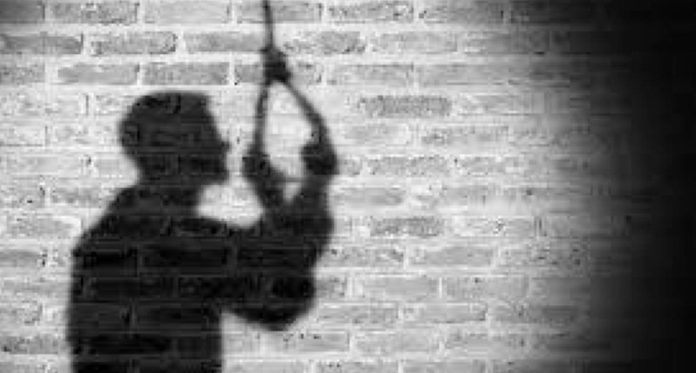 Man commits suicide by hanging himself..