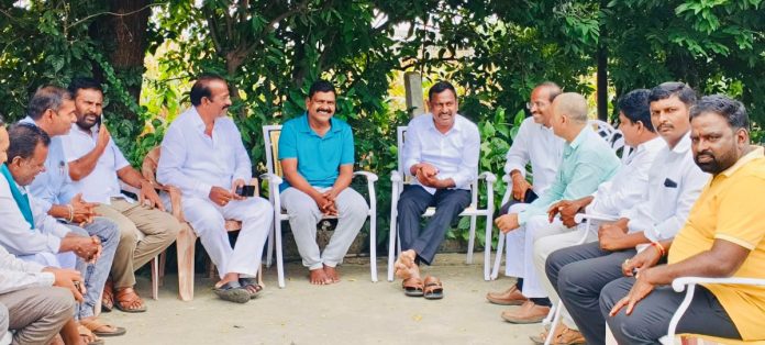 Manala visits the Chairman of the Market Committee