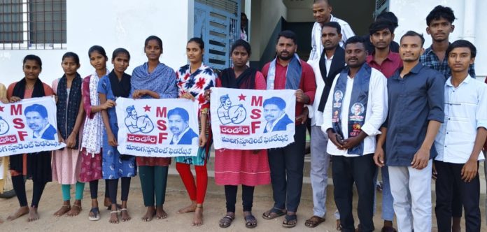 Minister Ponnams comments on Minister Adluri Lakshman should be condemned.