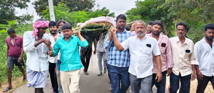OBC district president at Mahenders funeral..