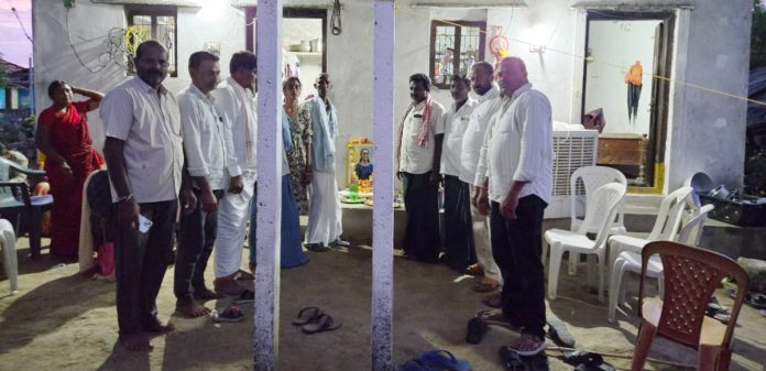PACS Chairman Mondayya visits the family of the deceased.!