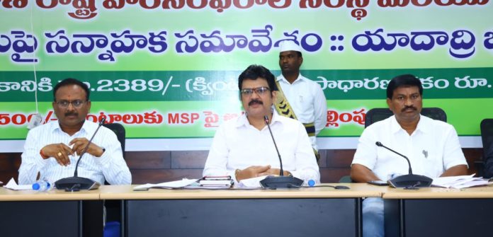 Paddy procurement centers should be properly managed.
