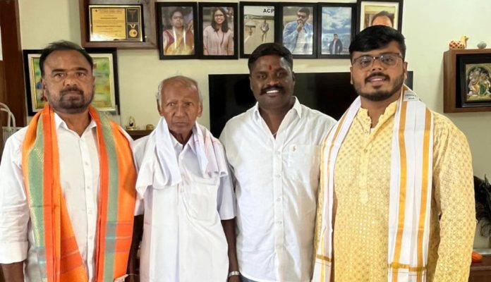 Parakala Vasi appointed as Nizamabad Deputy Collector