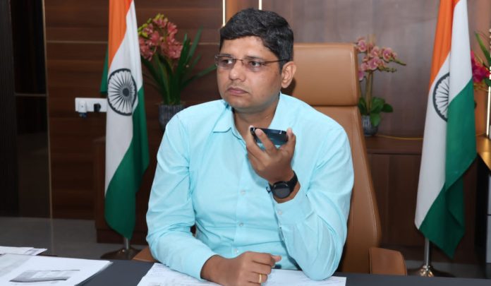 People should be vigilant: Collector